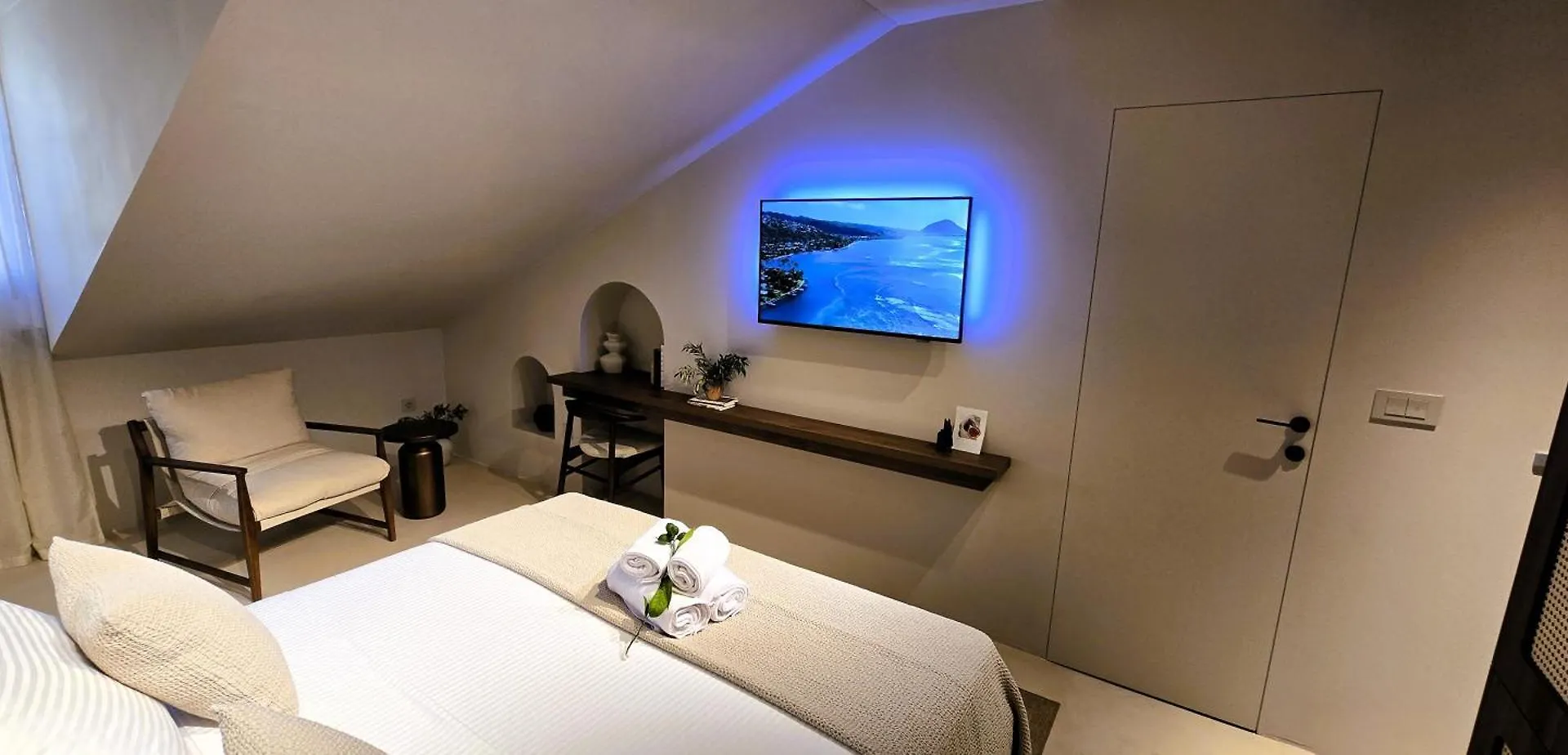 스플리트 C A S A B E A S T B&B 4*,  크로아티아