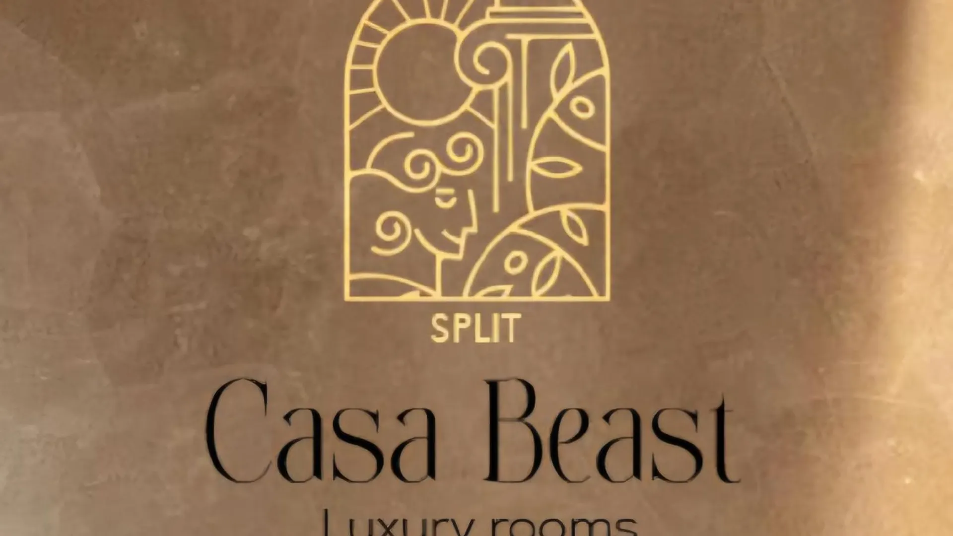 فندق مبيت وإفطار مبيت وإفطار سبليت C A S A B E A S T
