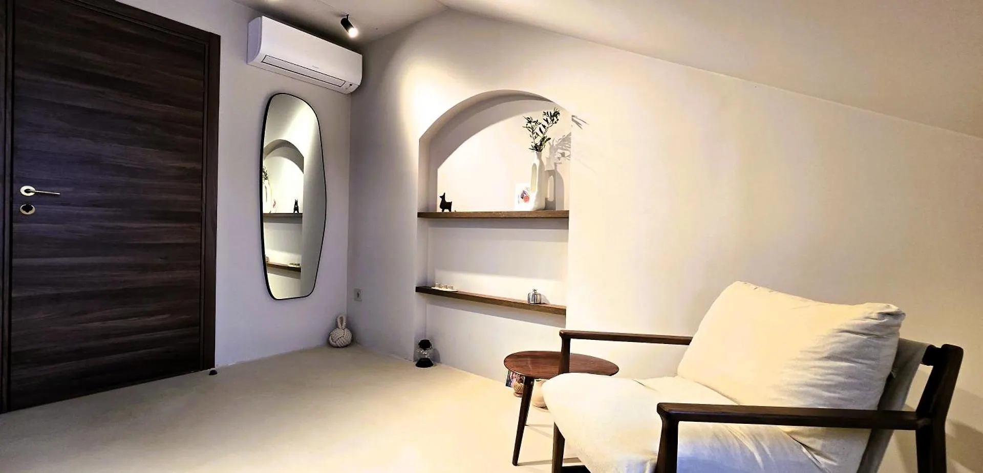 스플리트 C A S A B E A S T B&B