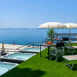Via Mare Luxury ゲストハウス