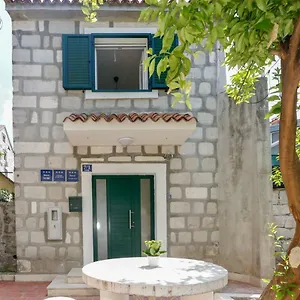 Apartament And Stone House, Split